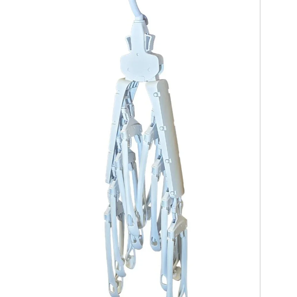 8 Collapsible Hanger System